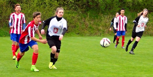 FC HK dorostenky - FK Jaroměř SŽ, 22.4.2017, foto: Miroslav Resler